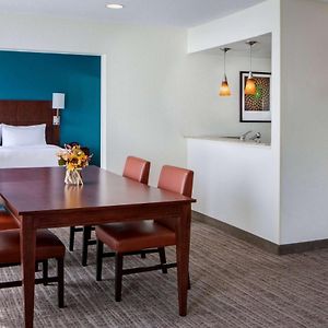 Executive One-Bedroom King Suite